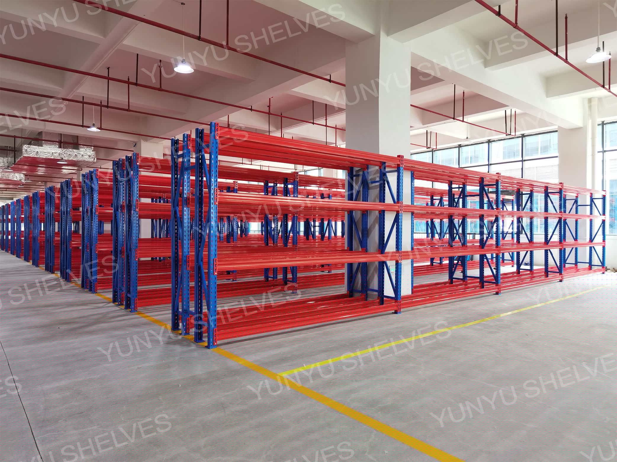 新云宇貨架，穩(wěn)定可靠，展示完美！